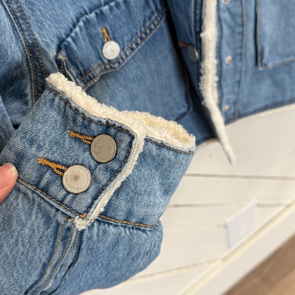 NWT BlankNYC Sherpa lined denim jacket - Picture 4 of 7